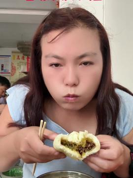 网红吃瓜赵露丝视频大全